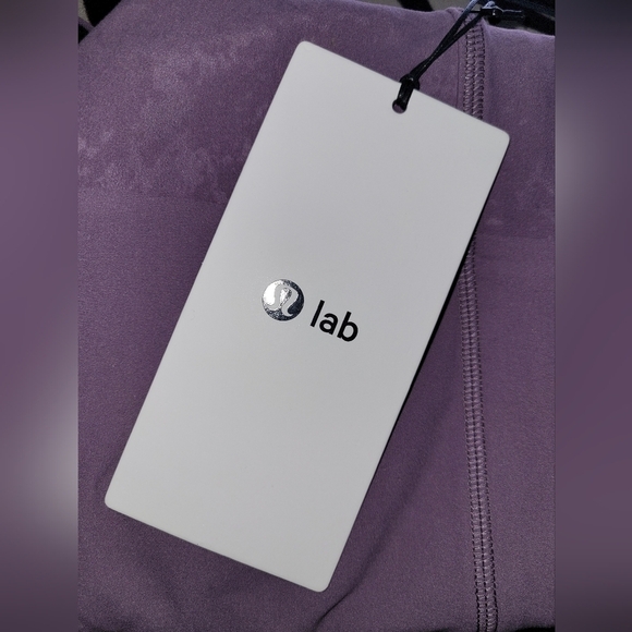 Lululemon Lab Embossed Nulu Cross-Back Yoga Bra Tracer Print Emboss Amethyst 2 - Picture 7 of 14